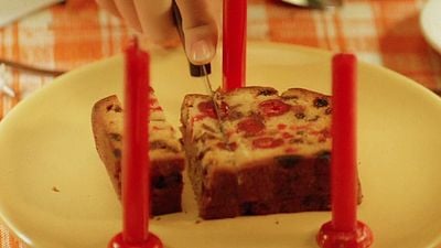 image de la news Depuis 30 ans, dès qu’on voit passer cet indémodable film français à la télé, impossible de changer de chaîne !