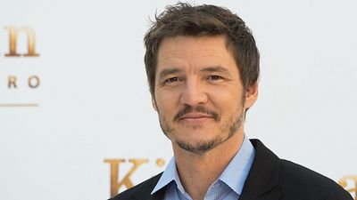 image de la news 20 ans avant The Mandalorian, Pedro Pascal avait croisé Buffy, et elle s'en souvient !