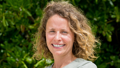 image de la news Koh-Lanta 2025 (portrait) : qui est Noémie cette Bretonne experte en voile ?