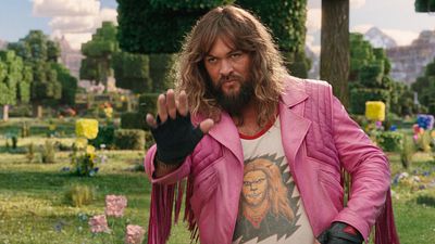 image de la news Minecraft 2 : voici la première affiche et la date de sortie de la suite avec Jason Momoa !