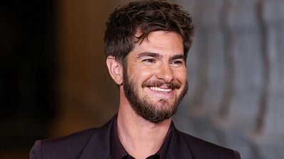 image de la news 15 ans après The Social Network, Andrew Garfield dans un autre biopic sur une histoire qui a changé nos vies