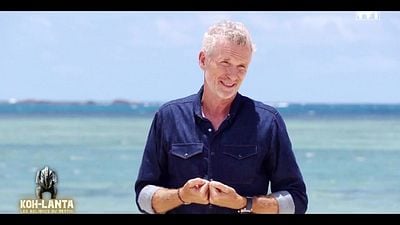 image de la news Koh-Lanta : situation inédite jamais vue dans l'émission ! Denis Brogniart interrompt l'épreuve d'immunité