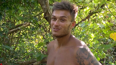 image de la news Koh-Lanta : “Je suis monté à 157 kilos”, Zakariya dévoile des photos de lui avant d'avoir perdu du poids