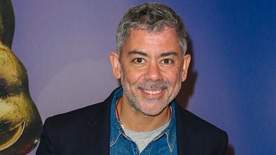 image de la news "Tu veux faire une petite figuration dans le film ?" : Manu Payet raconte sa toute première apparition à l'écran il y a 20 ans