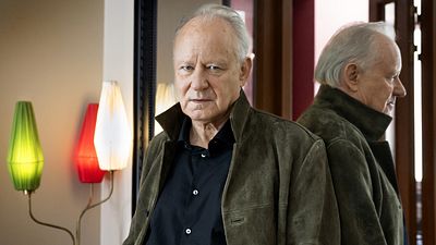 image de la news "C'est la seule personne que je connaisse qui a pleuré à la mort d'Hitler" : l'acteur Stellan Skarsgard tire à boulets rouges sur ce réalisateur légendaire