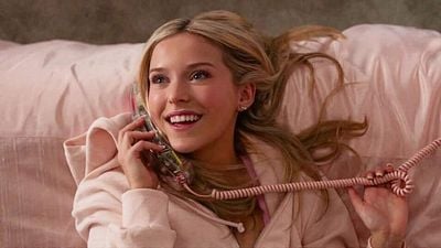 image de la news Première photo : 22 ans après, cette comédie culte et réjouissante des années 2000 fait son retour en série... Et voici sa nouvelle héroïne !