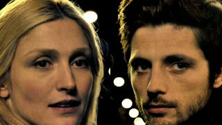 image de la news Raphaël Personnaz et Julie Gayet en mode romance