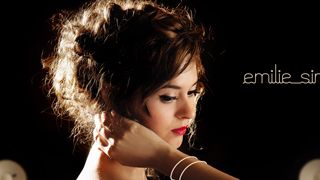 image de la news Emilie Simon chante "Mon chevalier" pour "La Délicatesse" [VIDEO]