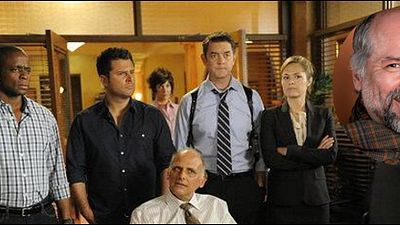 image de la news "Enquêteur Malgré lui" : John Kapelos du "Breakfast Club" dans la saison 7