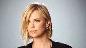 image de la news Charlize Theron en reporter de guerre ?