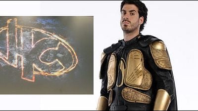 image de la news Comic Con' Paris 2013 : le logo officiel de la saison 3 de la série "Hero Corp" [PHOTO]