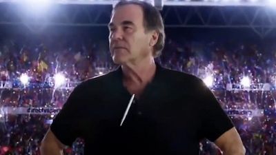 image de la news Oliver Stone réalise... un clip pour la Coupe du Monde de Football !