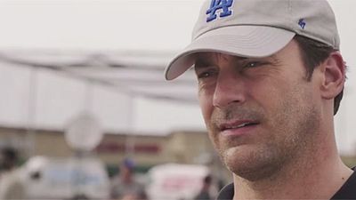 image de la news "Million Dollar Arm" : Jon Hamm se met au baseball [VIDEO]