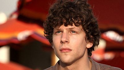 image de la news Batman vs Superman : Jesse Eisenberg tease son rôle de Lex Luthor