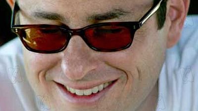 image de la news Star Wars VII : JJ Abrams ironise sur les photos fuitées... par une photo