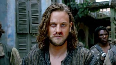 image de la news Black Sails : Une bande-annonce pour la saison 2 et déjà un renouvellement