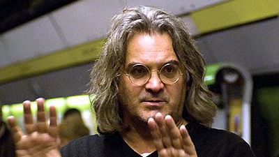 image de la news Paul Greengrass réalisera un drame sur le mur de Berlin