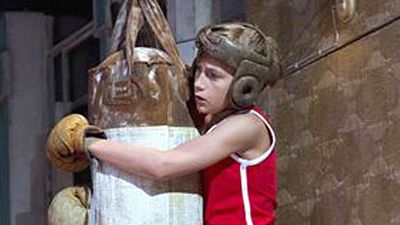 image de la news Billy Elliot : la version comédie musicale dans les cinémas français le...