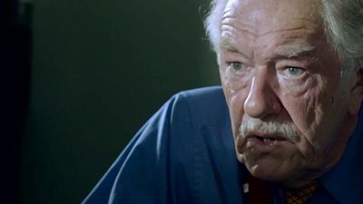 image de la news Une place à prendre de J.K. Rowling : premières images de la mini-série