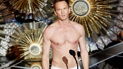 image de la news Oscars 2015 : Neil Patrick Harris fait péter le slip... en hommage à Birdman