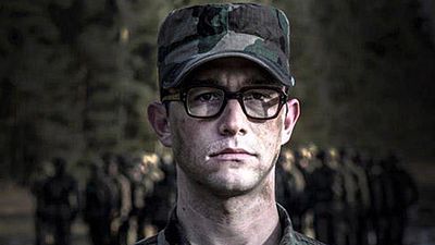 image de la news Joseph Gordon-Levitt en Edward Snowden : premières photos