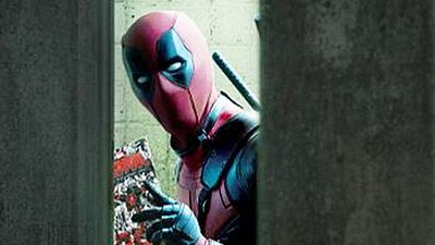 image de la news Deadpool : le super-héros surpris... aux toilettes !