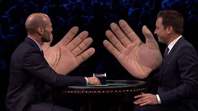 image de la news Jason Statham se prend une baffe par Jimmy Fallon !