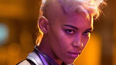 image de la news X-Men Apocalypse : Bryan Singer emmène Tornade aux pyramides sur une photo