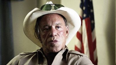 image de la news Le cinéma chez soi : Mickey Rourke et Dolph Lundgren chassent les Nazis dans Act Of Honor 