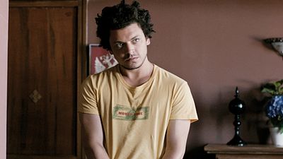 image de la news Kev Adams devient rider des neiges pour Serge Hazanavicius