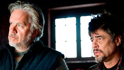 image de la news Bande-annonce A perfect day : Benicio Del Toro et Mélanie Thierry humanitaires en zone de guerre