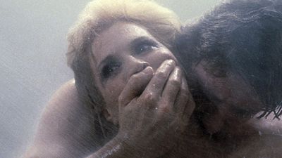 image de la news Hommage à Hitchcock, nominations injustifiées aux Razzies, polémiques... Pulsions ressort en salles : 5 choses à savoir sur le film