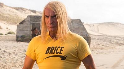 image de la news Brice 3 : Jean Dujardin domine le monde du surf sur la nouvelle affiche