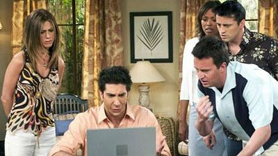 image de la news Friends : le générique culte chanté par E.T., La Reine des Neiges et bien d'autres !