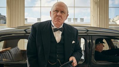 image de la news The Crown : Écrin de luxe pour une série royale
