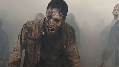 image de la news The Walking Dead saison 7 : un survivant face à un choix dans les nouvelles images de l'épisode 3 [SPOILER]