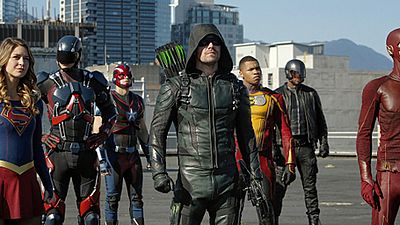 image de la news Arrow, Flash, Supergirl, Legends : les héros du cross-over s’affichent !