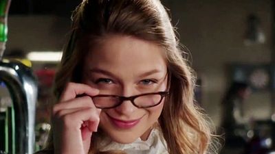 image de la news Supergirl fait la promotion de… Wonder Woman