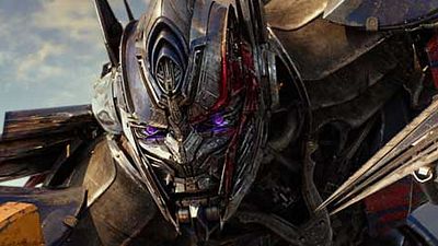 image de la news La bataille est imminente dans l’ultime bande-annonce de Transformers : The Last Knight