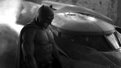 Justice League : la nouvelle Batmobile se dévoile au Comic-Con 2017