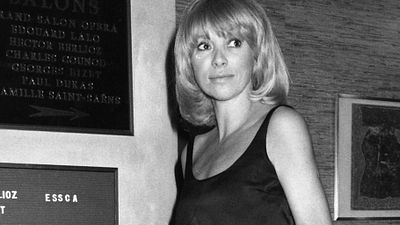 image de la news Décès de Mireille Darc : les hommages de Pierre Richard, Brigitte Bardot...