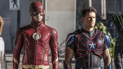 image de la news Audiences US : quel score pour le crossover Flash / Legends of Tomorrow ?