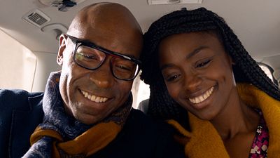 image de la news Il a déjà tes yeux : la série France 2 sera un "Fais pas ci, fais pas ça coloré" selon Lucien Jean-Baptiste