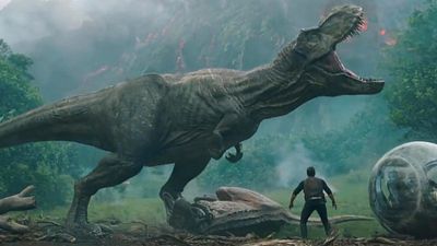 image de la news Jurassic World 2 : le T-Rex, les vélociraptors et Jeff Goldblum reviennent dans la bande-annonce explosive de Fallen Kingdom 