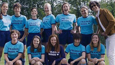 image de la news Bande-annonce Comme des garçons : Vanessa Guide et Max Boublil pionniers du foot féminin français