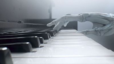 image de la news Westworld : Les chansons que l'on rêverait d'entendre dans la saison 2