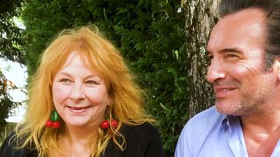 image de la news I Feel Good : Jean Dujardin et Yolande Moreau dans l'univers du tandem Delépine-Kervern