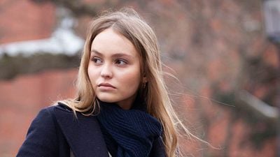 image de la news Bande-annonce L'Homme fidèle : Laetitia Casta, Louis Garrel et Lily-Rose Depp dans un triangle amoureux