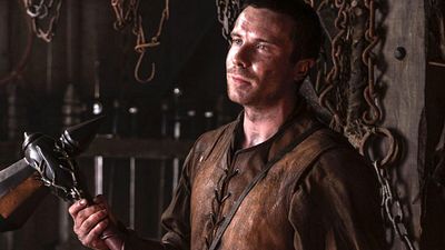 image de la news Game of Thrones saison 8 : Gendry va-t-il s’asseoir sur le Trône de Fer ? [THÉORIE]