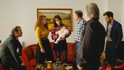 image de la news Bande-annonce Gloria Mundi : Anaïs Demoustier lutte pour sa famille dans le nouveau Guédiguian